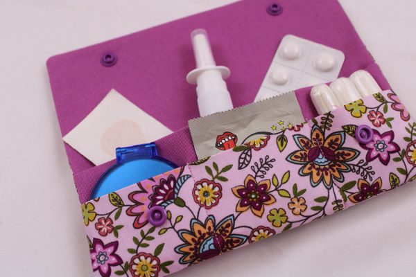 Tampontasche / Etui für Slipeinlagen und Tampons / Notfalltäschchen / Medikamententäschchen / Kondomtäschchen / Hygieneetui