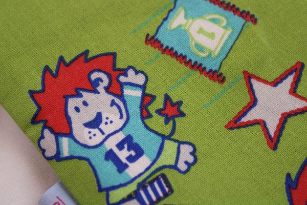 BRUSTBEUTEL für Kinder "Sportsfreunde" mit Klarsichtfach, Reflektorstreifen + fluoreszierendem Kordelstopper; Geldbörse, Fahrkartentasche