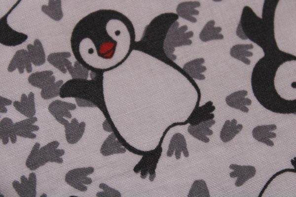 Kinder-BRUSTBEUTEL "Hüpfende Pinguine" mit Reißverschluss und Reflektorfähnchen; Brusttasche, Geldbörse, Geldbeutel