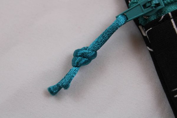 Kleiner Kinder-BRUSTBEUTEL "Kleines 1x1" mit Sicherheitsverschluss und Reflektorfähnchen; Brusttasche, Geldbörse, Geldbeutel