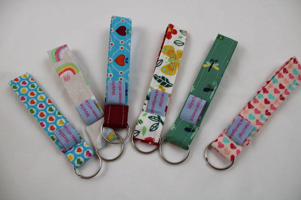 Bomtop Regenbogen Schreibwaren Set - 40 Teile Mit Buntstiften, Radiergummis & Hüpfball