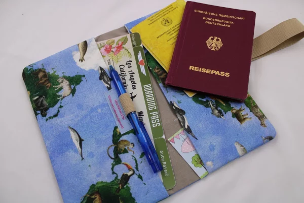 Reiseetui MODELL 3/S "Tierwelt" - Dokumententasche, Passhülle, Brieftasche, Reiseorganizer, Etui Reiseunterlagen, Tickettasche
