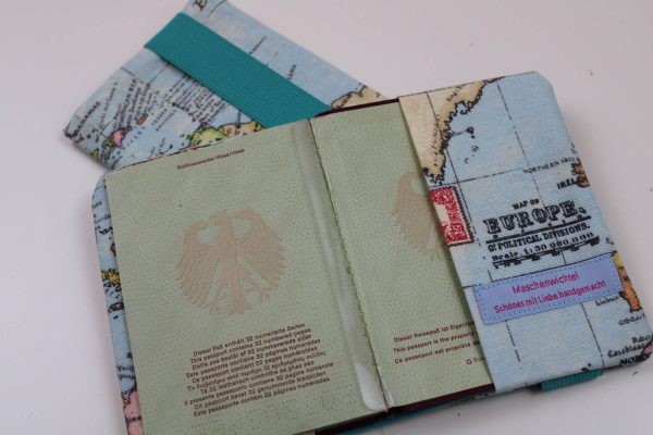 Reisepasshülle / Passetui / Impfpasshülle SINGLE "Weltkarte" - verschiedene Farbkombinationen verfügbar!