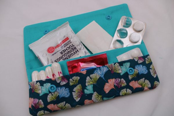 Tampontasche / Etui für Slipeinlagen und Tampons / Notfalltäschchen / Medikamententäschchen / Kondomtäschchen / Hygieneetui