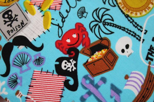 Kinder-BRUSTBEUTEL "Piratenparty" mit Reißverschluss und Reflektorfähnchen; Brusttasche, Geldbörse, Geldbeutel