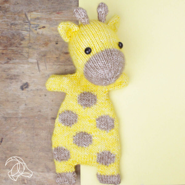 DIY-Strickset "Ziggy Giraffe", Strick-Kit, Materialpackung, Strickpaket, Handarbeitsset, DIY-Kit