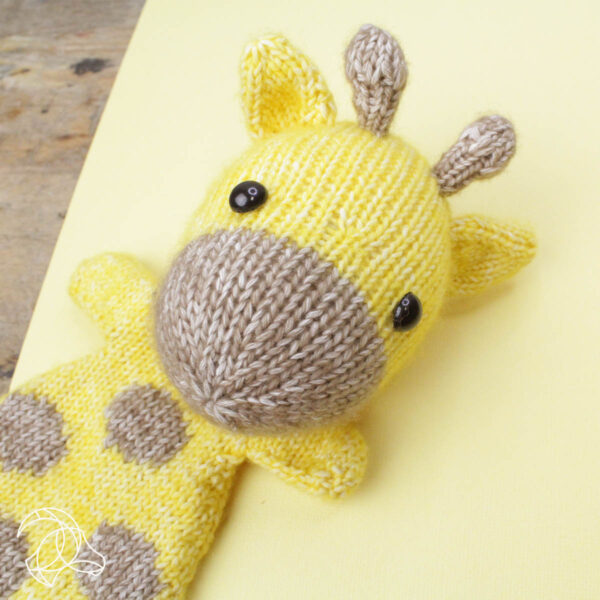 DIY-Strickset "Ziggy Giraffe", Strick-Kit, Materialpackung, Strickpaket, Handarbeitsset, DIY-Kit