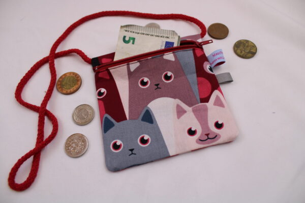 Kinder-BRUSTBEUTEL "Katzen Rottöne" mit Reißverschluss und Reflektorfähnchen; Brusttasche, Geldbörse, Geldbeutel
