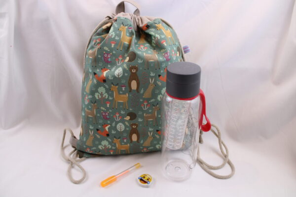 Turnbeutel Kinder, Kinderrucksack "Im Wald - olivgrün", Gr. S, Kitatasche, Sportbeutel, Kindertasche