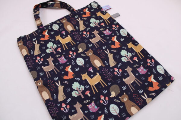 Kindertasche, Einkaufstasche "Im Wald-schwarz" - KiTa-Tasche, Malbuchtasche, Geschenktasche, Tragetasche, Freundebuchtasche, Stoffbeutel