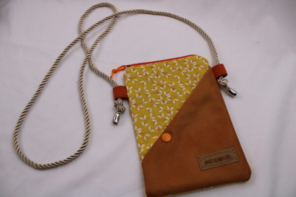 Handytasche zum Umhängen; Umhängetasche mit 2 Fächern und langer Kordel; Crossbody Tasche für viele Handy-Modelle; Praktisch, leicht, vegan