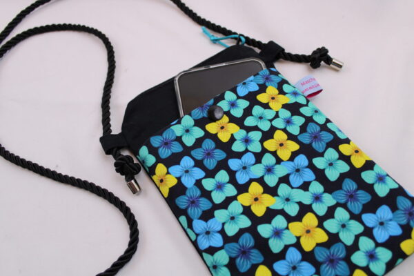 Handytasche zum Umhängen; Umhängetasche mit 2 Fächern und langer Kordel; Crossbody Tasche für viele Handy-Modelle; Praktisch und leicht