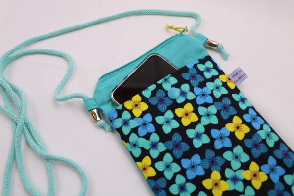 Handytasche zum Umhängen; Umhängetasche mit 2 Fächern und langer Kordel; Crossbody Tasche für viele Handy-Modelle; Praktisch und leicht