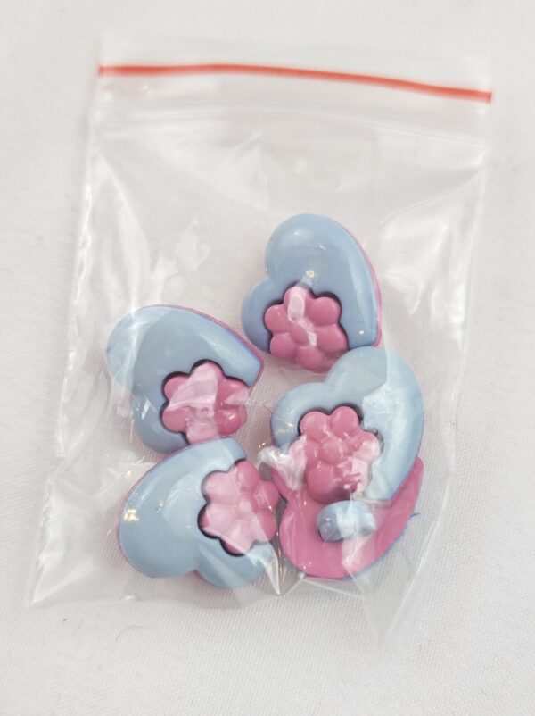 💙 Kinderknöpfe Herz blau mit rosa Blüte (5er Pack)