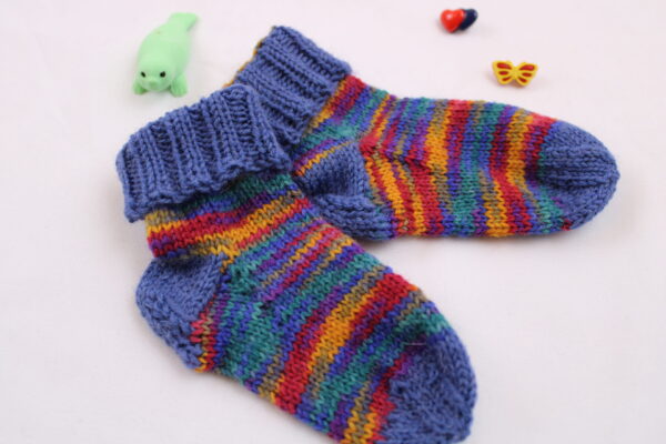 Gr. 18/19 - Baby-Wollsocken handgestrickt, kunterbunt