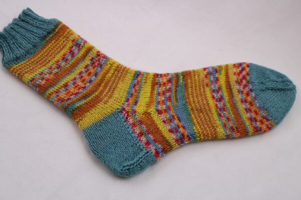 Gr. 37/38 - Wollsocken handgestrickt, Jacquardmuster, gelb/orange/aqua