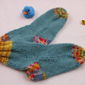 Gr. 18/19 - Baby-Wollsocken handgestrickt, aqua mit bunten Bündchen