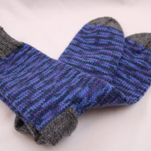 Gr. 41/42 - Wollsocken handgestrickt, blau/lila/anthrazit