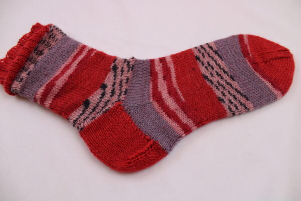 Gr. 38/39 - Wollsocken handgestrickt, Rosa- und Rottöne