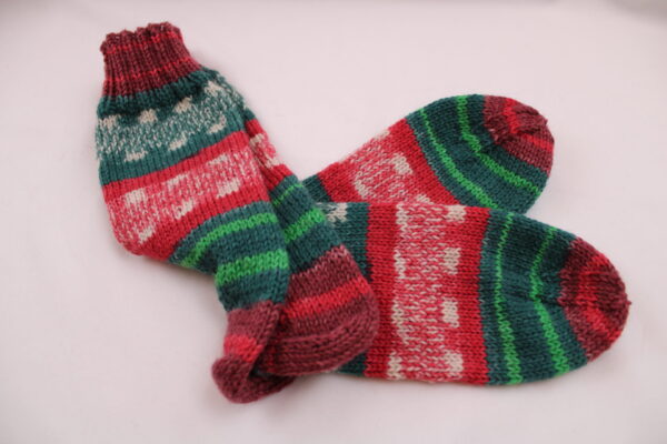 Gr. 38/39 - Wollsocken handgestrickt, extra dick, aus 6-fädiger Wolle, grün/rot/weiß