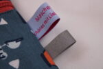 Kleiner Kinder-BRUSTBEUTEL "Baufahrzeuge rauchblau" mit Sicherheitsverschluss und Reflektorfähnchen; Brusttasche, Geldbörse, Geldbeutel – Bild 5