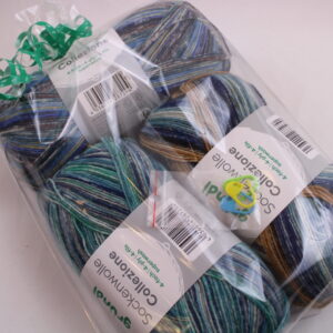 Set 300g Sockenwolle 4-fach, Wolle Gründl COLLEZIONE im günstigen 3er-Pack: 3 Knäuel zu je 100g in schicken Blautönen