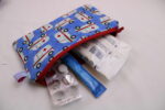 Kosmetiktäschchen / Schminktäschchen / Medikamententäschchen / Notfalltäschchen / Pflastertäschchen / Federmäppchen "Krankenwagen" – Bild 3
