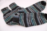 Gr. 41/42 - Wollsocken, verstärkte Ferse, hoher Schaft, handgestrickt aus Wolle Gründl Coventry (02) – Bild 3