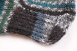 Gr. 41/42 - Wollsocken, verstärkte Ferse, hoher Schaft, handgestrickt aus Wolle Gründl Coventry (02) – Bild 4