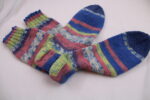 Gr. 38/39 - Wollsocken in bunten Farben, handgestrickt aus Wolle Gründl Norwich (06) – Bild 3